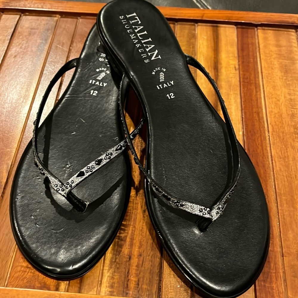 Italian Shoemakers women’s sandal with rhinestones. Made in Italy.​